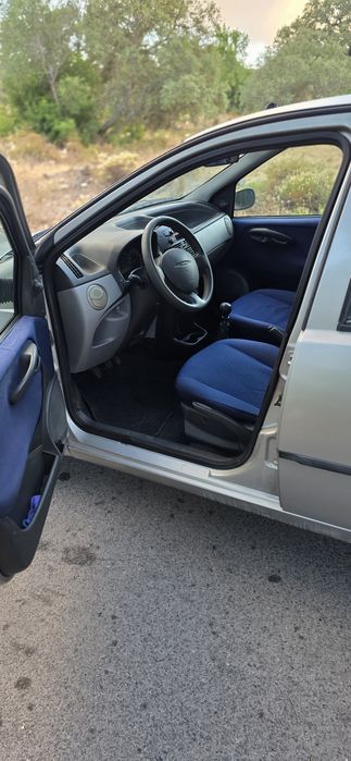 Fiat punto 1.2 ELX 16v 2001