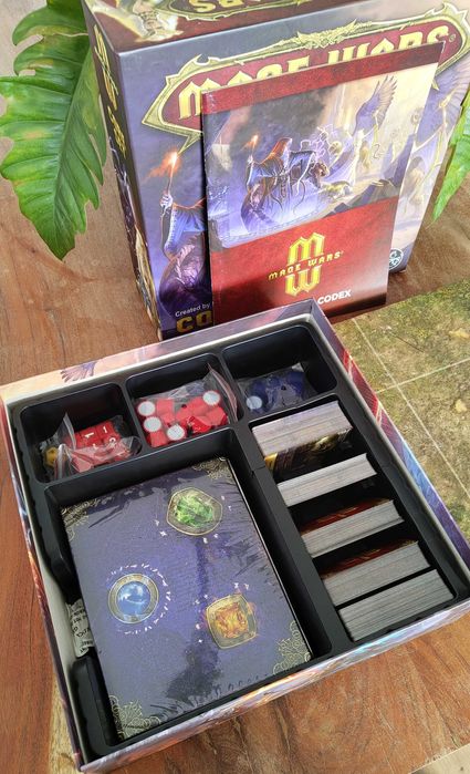 Mage Wars Arena Core Set (Jogo de Tabuleiro)