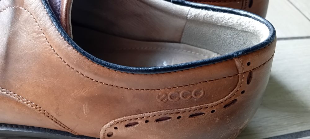 Buty  skórzane Ecco tozm. 43