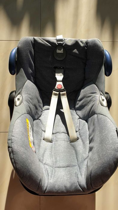 Fotelik Maxi-Cosi CabrioFix + opatulak Zaffiro gratis!