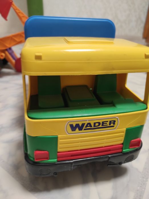 Машинка wader іграшкова