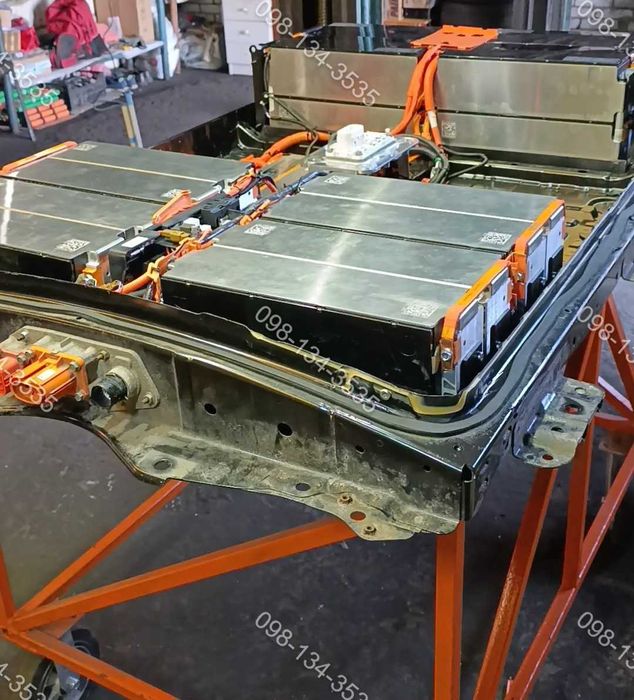 Нова полегшена батарея Nissan Leaf 40 45 52кВ.