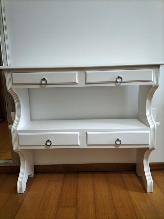Aparador/consola branca
