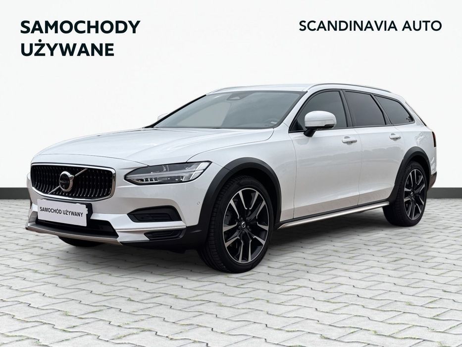 Volvo V90 Cross Country