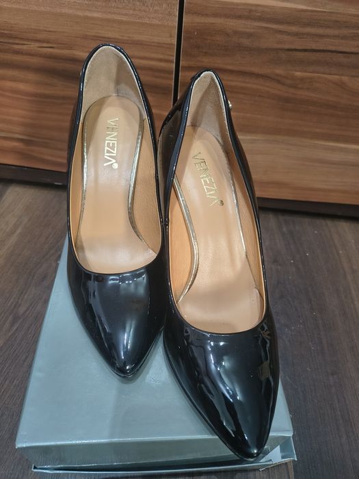 Eleganckie buty na obcasie