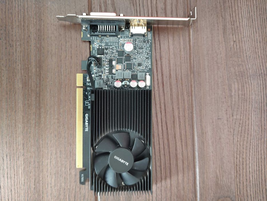 Відеокарта Gigabyte GeForce GT 1030 2GB GDDR5 Low Profile, Оперативна пам'ять DDR4 8GB (2x4GB) HyperX Fury Black 2400