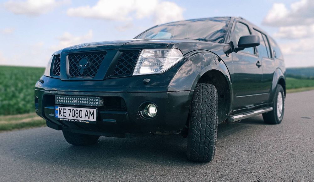 Ніссан  Пайфендер D40 R51 Nissan