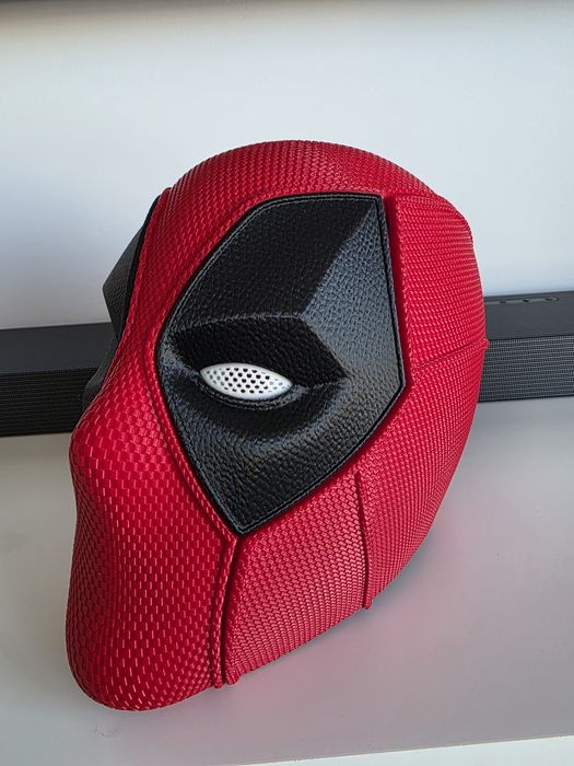 Maska Deadpool - w pełni funkcjonalna.