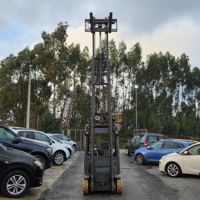 Empilhador Linde e16 - 1600kg Torre Triplex Elevação Livre