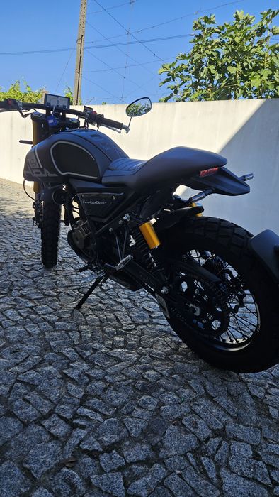 Mota Mondial 125 de 11 kw completamente nova .