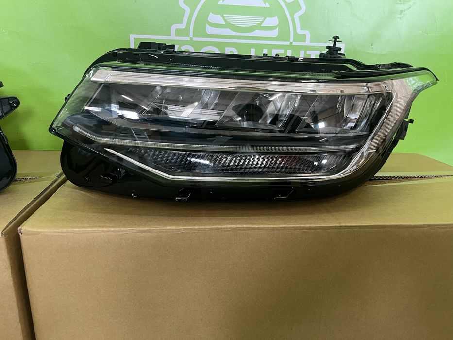 Фари LED Volkswagen Tiguan 2 2020-2024 фара з блоками ліва права тігуан фары рестайлінг