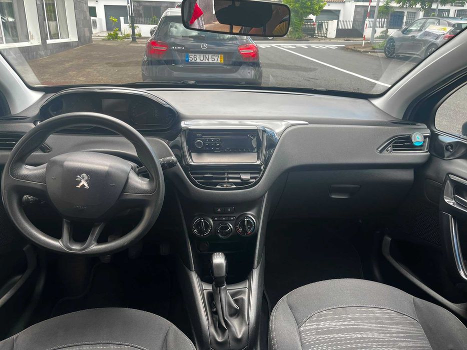 Peugeot 208 1.2 82cv 2013 Gasolina