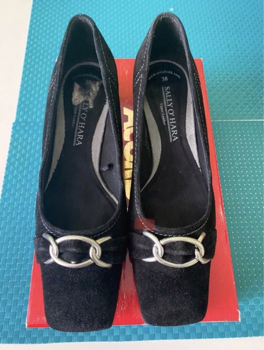 Półbuty czarne zamszowe r. 38