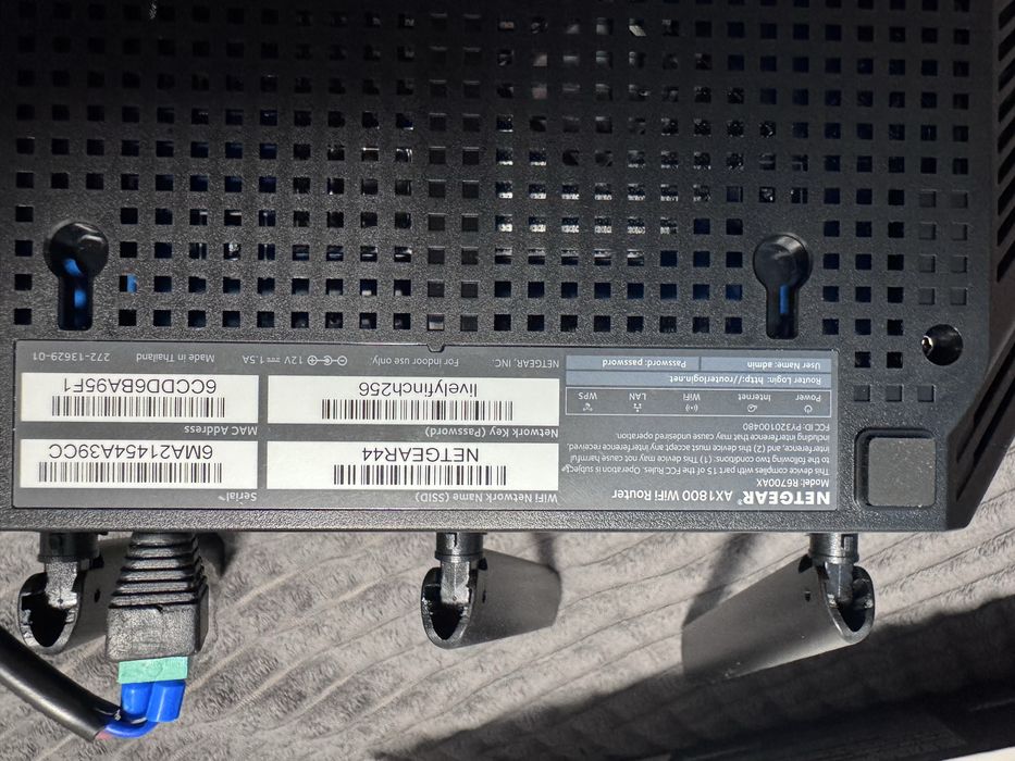 Продам Wi-Fi роутер NETGEAR AX1800 (R6700AX