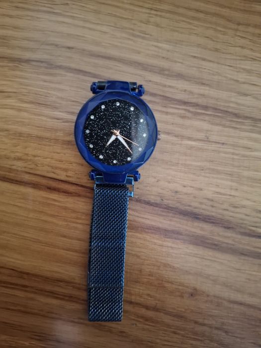 Годинник жіночий