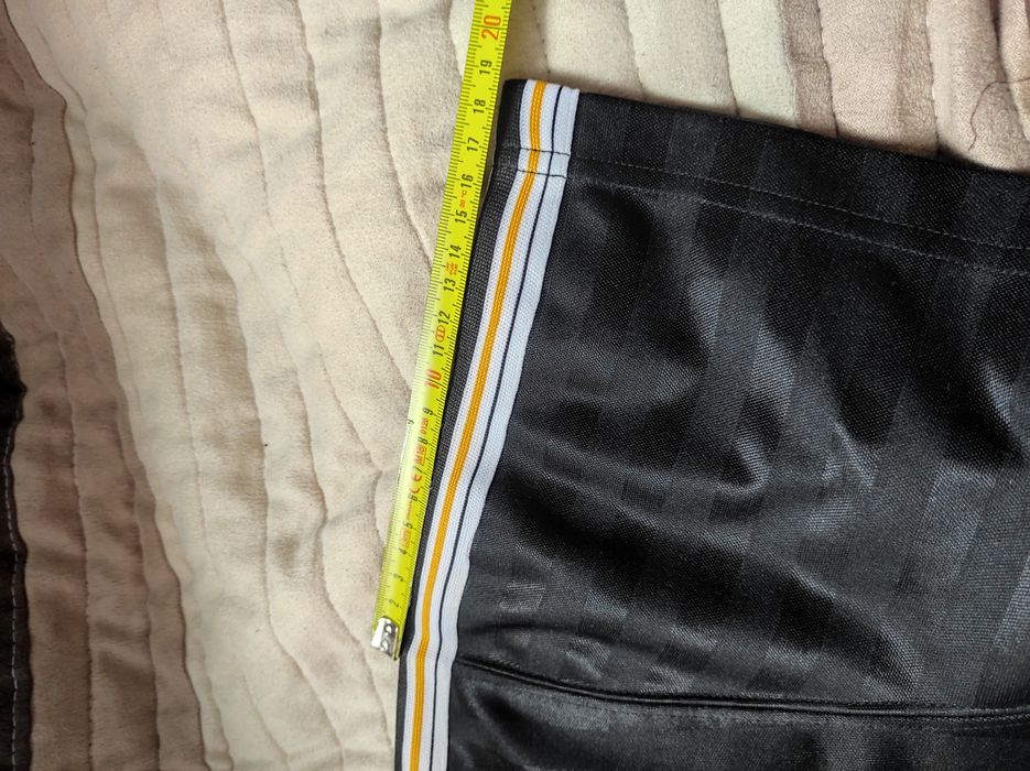 T-shirt czarny w paski cross-ways