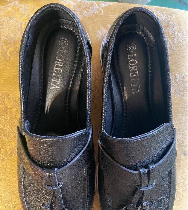 Продам Лоферы женские Новые