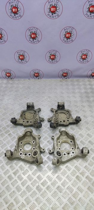 Цапфа задня ліва права на Nissan Pathfinder r52 2014-2020