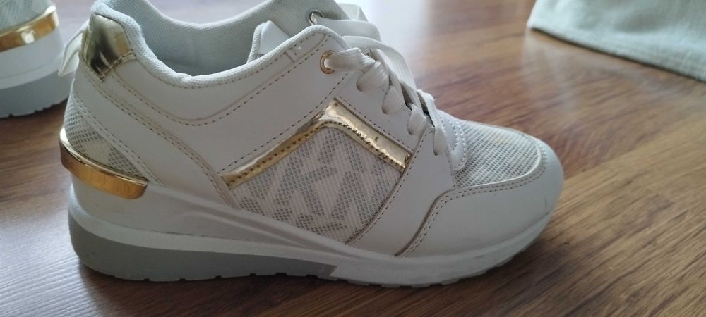 Buty białe rozmiar 38