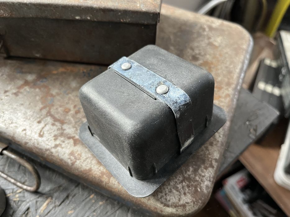 FSM Fiat 126p BIS Maluch popielniczka popiołka oryginał slask