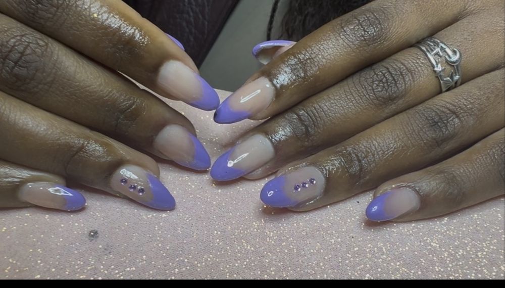 Modelo de unhas de gel