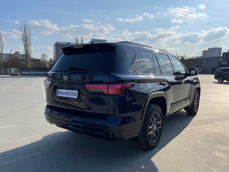 Toyota Sequoia 2022 VIN 7SVAAABA2PX005107 фото оголошення 4 з 22