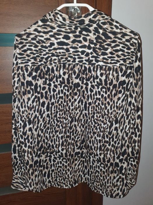 Koszula panterka.