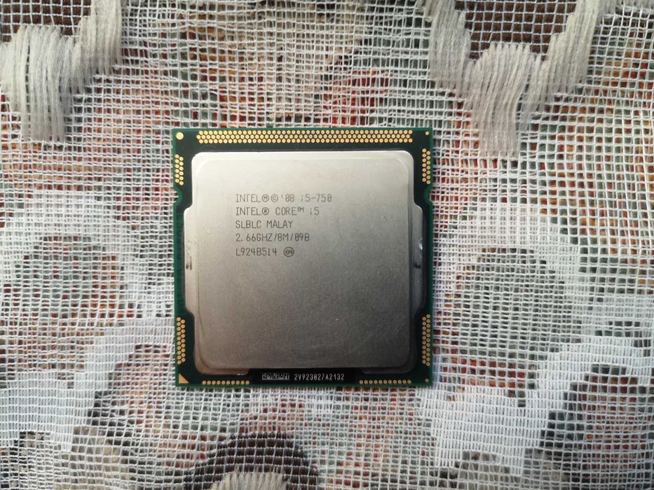 Процесор Socket 1156  Intel Core i5-750