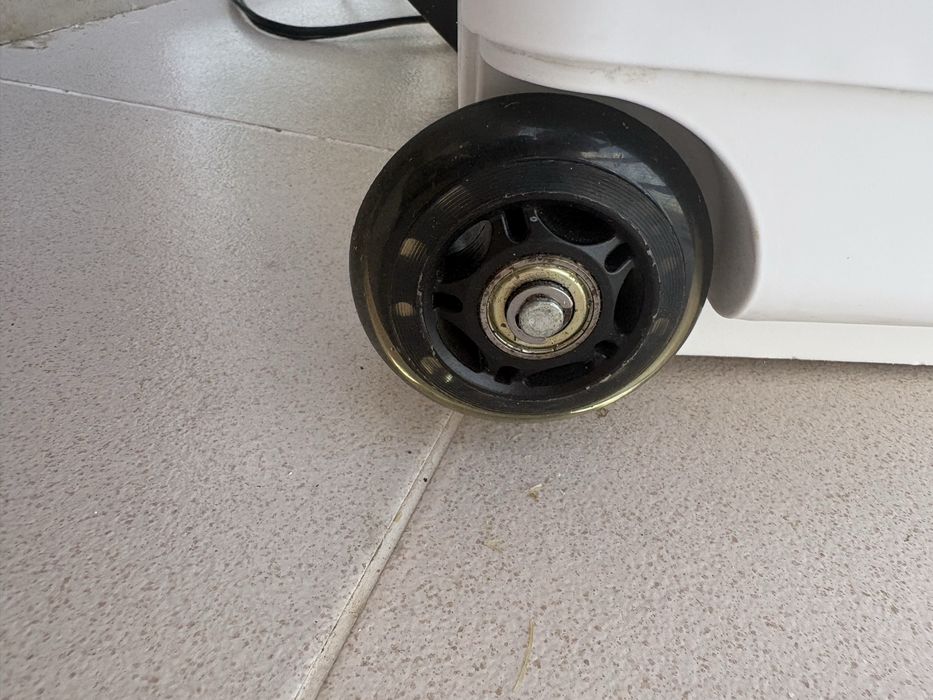Frigorífico portátil compressor Norauto 12V— 28L
