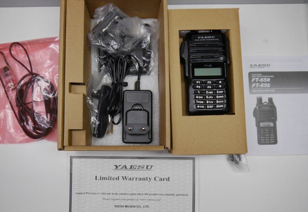 Radiotelefon YAESU FT-65