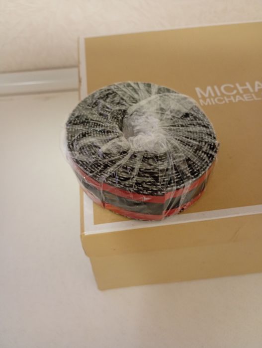 Карбонові стрічка на авто