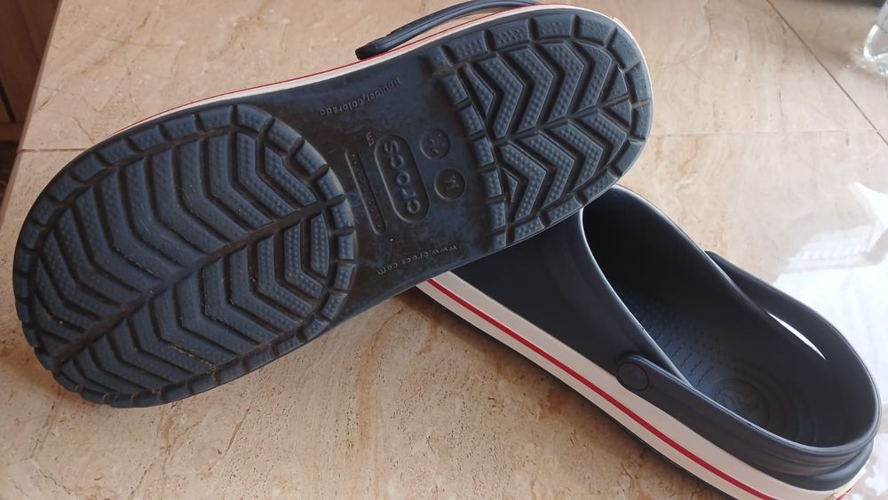 Crocs  , гарний стан!