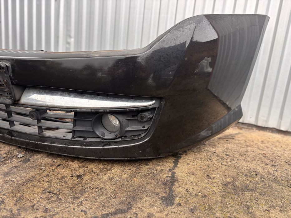 Renault Laguna Лагуна 3 передній бампер NV676 2007-2011