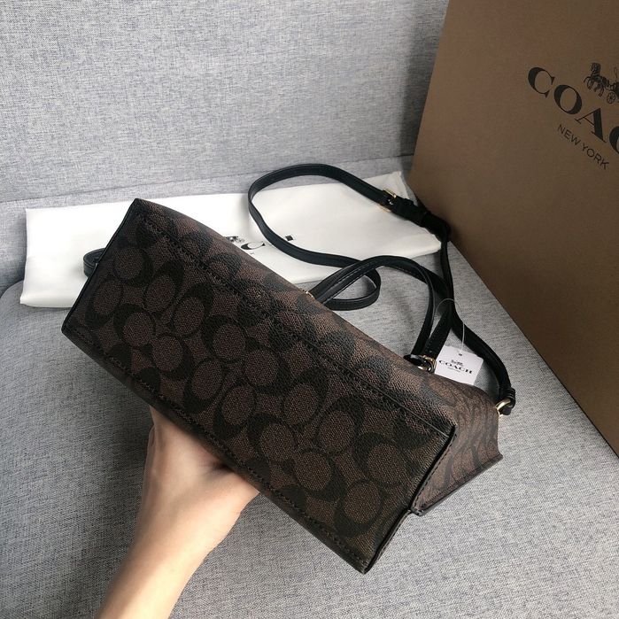 Шкіряна сумка Coach Mollie tote