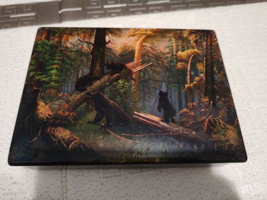 Продам шкатулку.