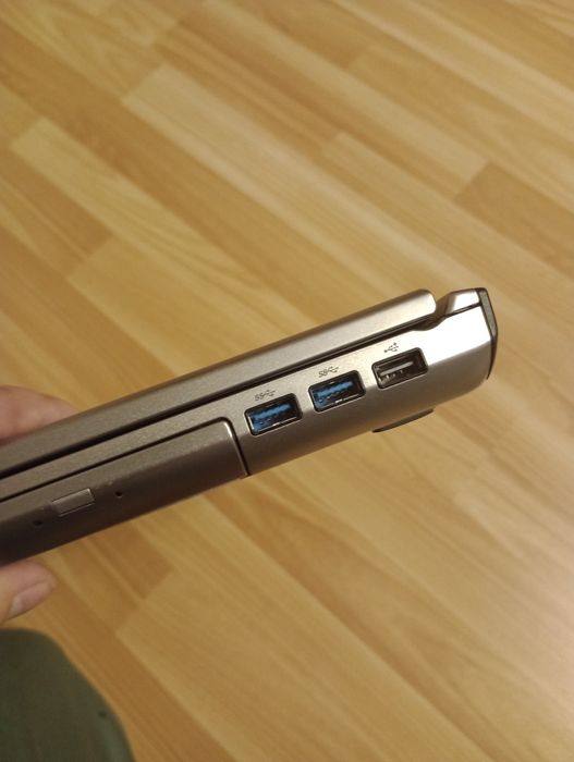 Ноутбук Dell Vostro i5