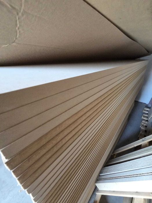 MDF/ 15 / 2800x2070 / KLASA 1 / FSC /