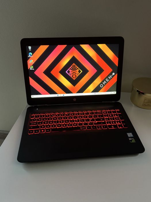 Laptop Gamingowy HP Omen 15 i5HQ,8GB,GTX1050,SSD+HDD 1TB