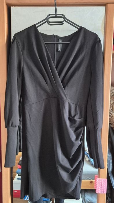 Czarna przekładana elegancka sukienka S/M