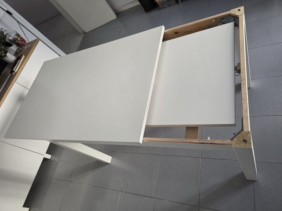 Mesa extensivel branca