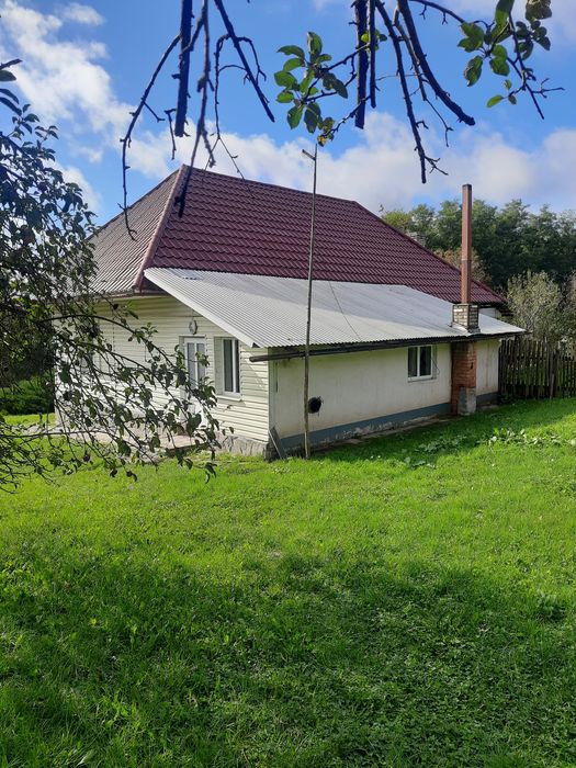 Продам будинок  к хорошому стані  кому потрібно  дзвоніть.