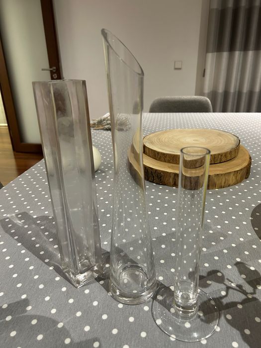 Conjunto de jarros para flores