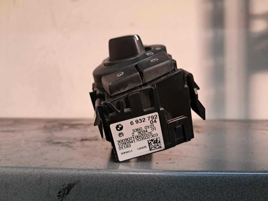 Włącznik przełącznik świateł BMW E81 E87 E84 E90