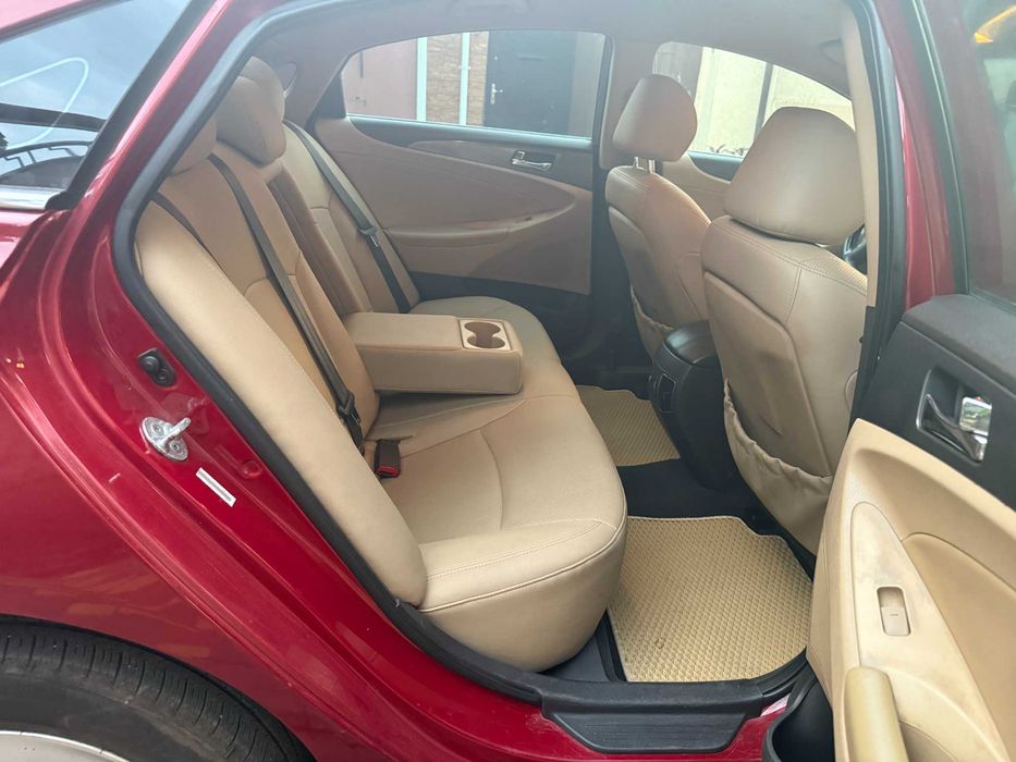 Hyundai Sonata 2.4 Hybrid