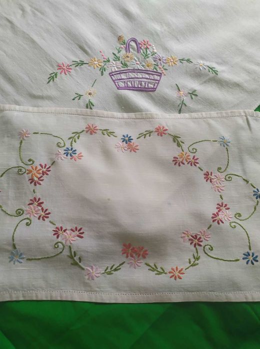 Вишита Скатертина + серветка