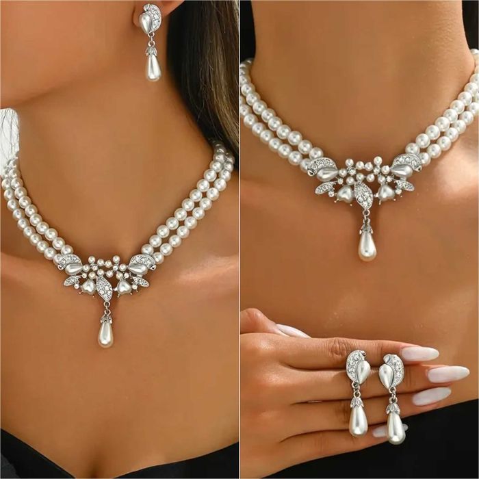 Conjuntos jóias strass ou  pérolas. Anti-alérgicos. Lindíssimos. Novos