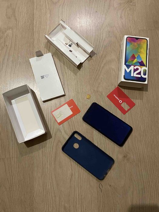 Самсунг м 20 біьий екран рабочій супер