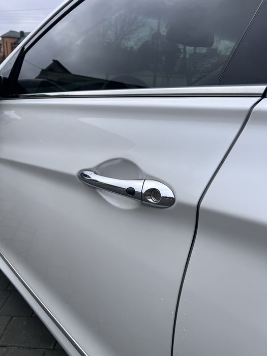 Hyundai Sonata гібрид