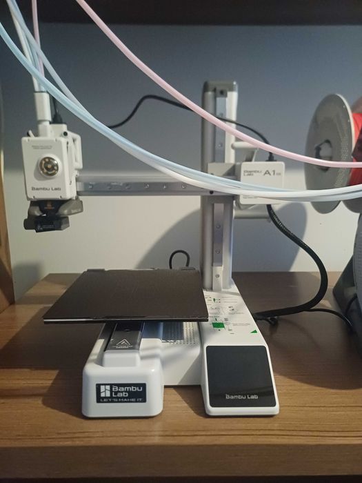 Drukarka 3D bambu A1 mini z Systemem AMS