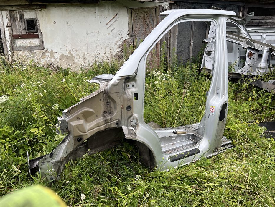 VW T5 T6 Т5 Т6 Transporter Multivan Передня ліва чвертка четверть